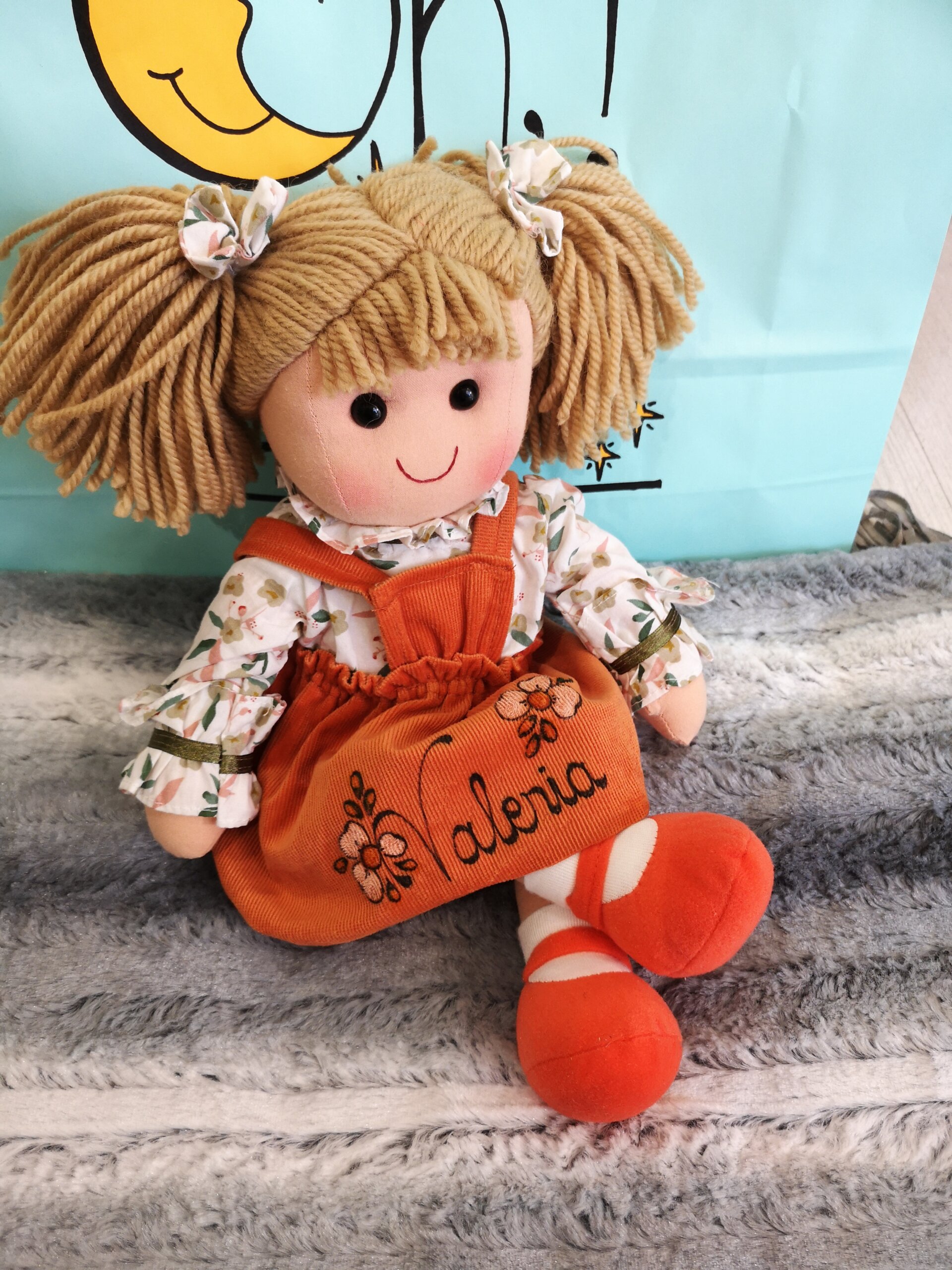Muñeca de trapo personalizada vestido naranja - Oh!Luna